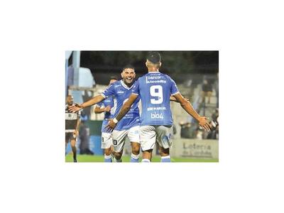 Doblete de Ferreira en el fútbol argentino