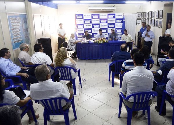 PLRA convoca a ediles que aprobaron las intervenciones - Política - ABC Color
