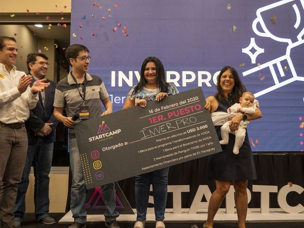 Premian a emprendedores que idearon soluciones a problemáticas actuales
