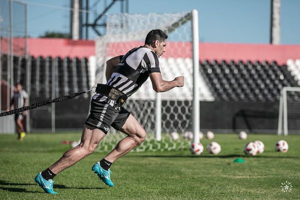 Libertad prepara cambios