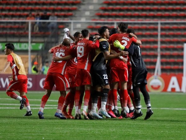 La Calera resiste el empuje del Fluminense y pasa a la segunda ronda