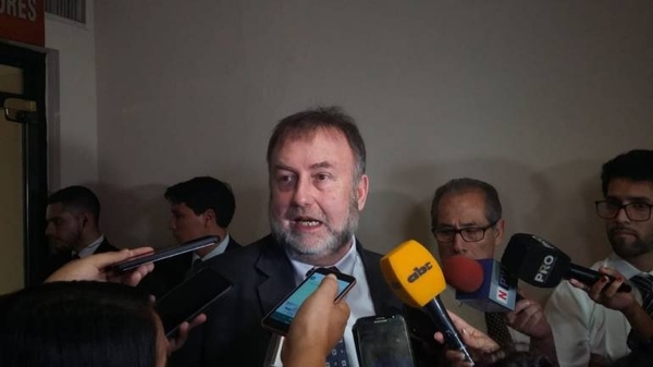 HOY / A dos semanas del reinicio del periodo parlamentario, Hacienda anuncia 4 proyectos