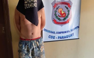 Adicto agrede a sus padres por no darle dinero
