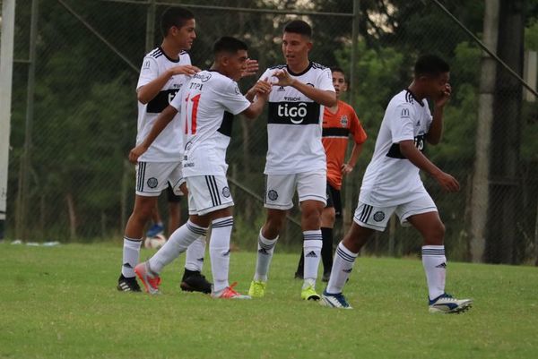 El blanco y negro sobresale en la segunda fecha - Fútbol - ABC Color