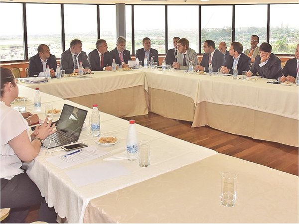 Gremios piden al Senado el rechazo del proyecto sobre zonas francas