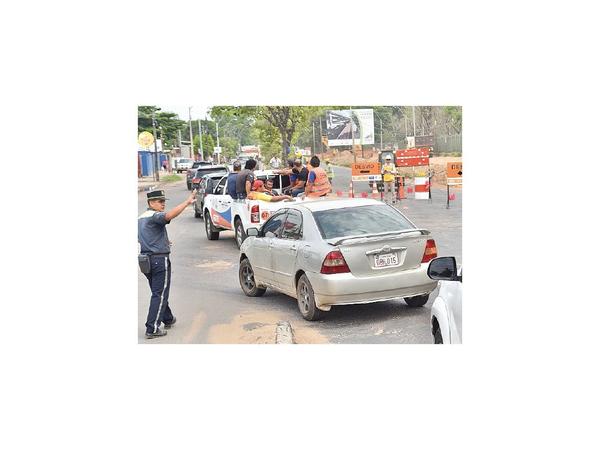 Se inició el cierre de media calzada en zona del Botánico