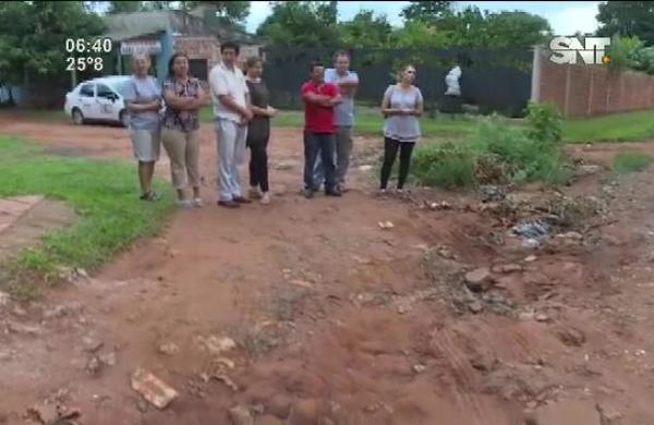 Vecinos de Capiatá acusan abandono de las autoridades - SNT