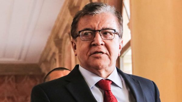 “La EBY contrató, pero también desvinculó”