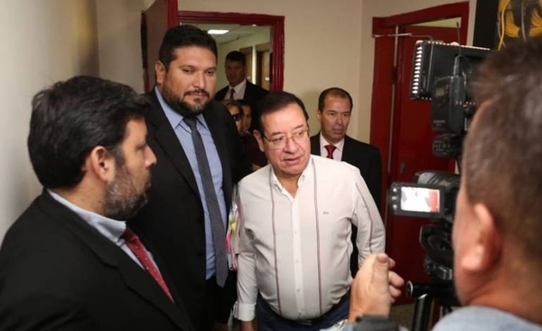 HOY / Al diputado que iba huyendo le sacan las 'artes' y mañas: Cuevas irá preso, dice jueza
