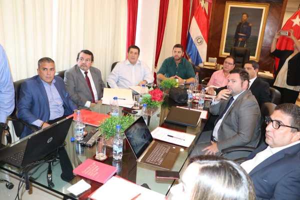 ANR: La “paz en las alturas” es clave, pero también en mandos medios y picapleitos, afirman en la Junta - ADN Paraguayo