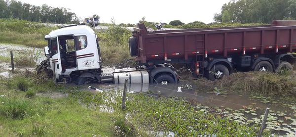 Nuevo accidente de tránsito en circunvalación de Pilar - Nacionales - ABC Color