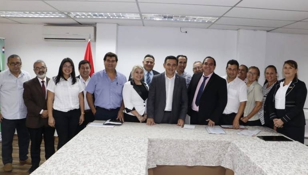 HOY / Inusitada 'apertura' mental de Petta desactiva fricción de otro frente conflictivo para el MEC