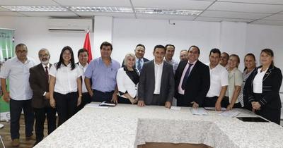 Directores se reunieron con Petta de cara a inicio de clases