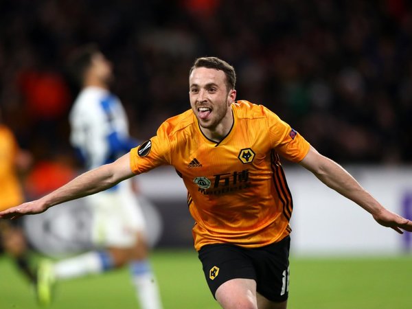 Wolverhampton pone un pie en octavos y Arsenal toma ventaja