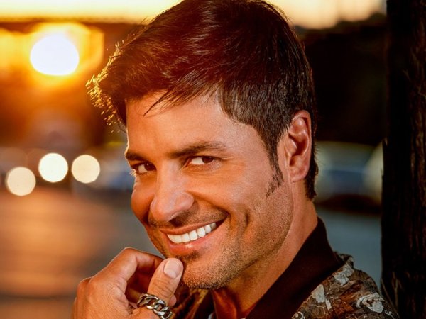 Chayanne vuelve a Paraguay para ofrecer un concierto desde el alma