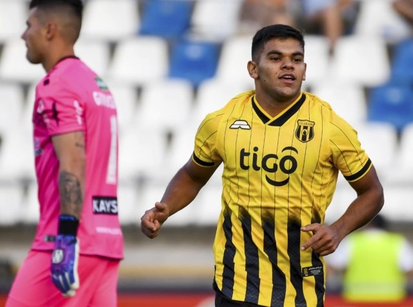 Triunfo aurinegro al pie de los Andes - APF