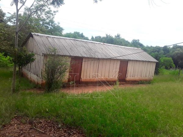 Aulas en pésimas condiciones esperan a los alumnos de la zona de Caaguazú