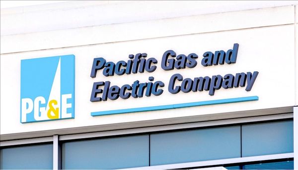 Tres bandos luchan por tener el control de Pacific Gas & Electric