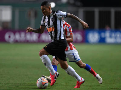 Unión de Santa Fe hace historia y elimina al Atlético Mineiro