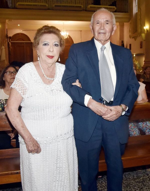 Los 50 años de casados de Blanca Acosta y Líder Riveros - Sociales - ABC Color