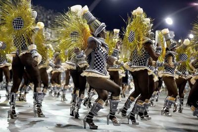 São Paulo se quita la corbata y se adueña del Carnaval de Brasil - Viajes - ABC Color