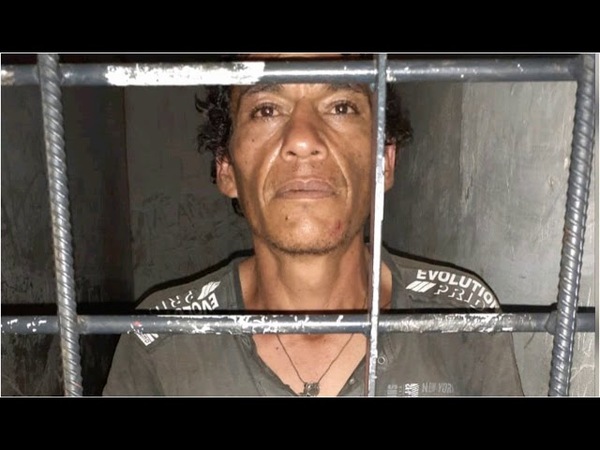 COMERCIANTES CAPTURAN A SUP. DELINCUENTE QUE LOS TENÍA EN ZOZOBRA