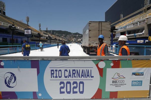 Un Cristo negro, mujer y de sangre indígena llega al Sambódromo de Río - Mundo - ABC Color