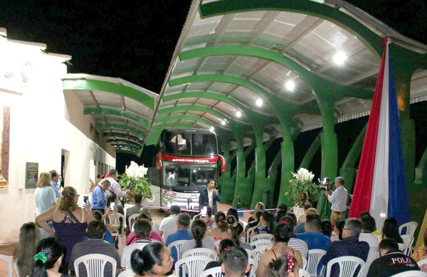 Inauguran nueva terminal de ómnibus en Presidente Franco