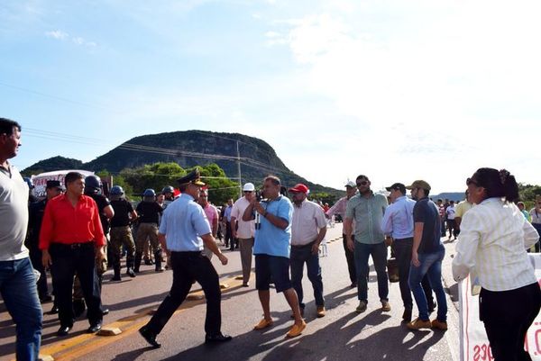 Euclides ratifica apoyo a Comisario agredido por exsubcomandante hurrero de Cuevas