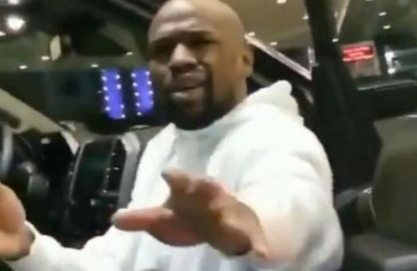 Guardaespaldas de Floyd Mayweather golpeó a una fan que le pidió una selfie al boxeador - C9N