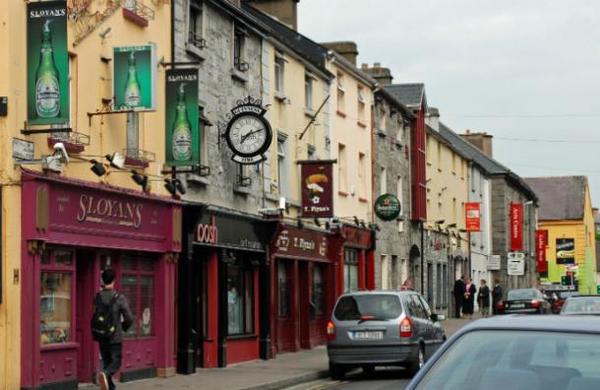 Castlebar, la ciudad irlandesa conocida como 'la más afortunada de Europa' - C9N