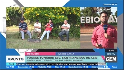 HOY / Padres tomaron Esc. San Francisco de Asís