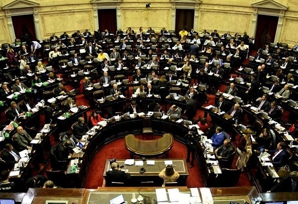 Cámara Baja de Argentina aprueba proyecto de ley de legalización del aborto