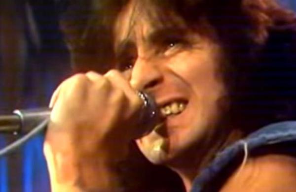 A 40 años de su partida: las dudas sobre la muerte de Bon Scott, vocalista de AC/DC - SNT