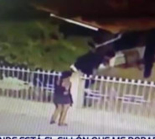 ¡El colmo! Rateros se alzan con un sillón en el barrio Santa Teresa - Paraguay.com