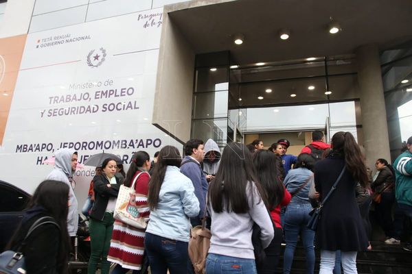 Ministerio de Trabajo anuncia feria de empleo con 405 vacancias