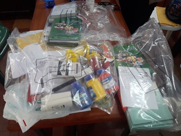 Kits de útiles escolares del MEC, incompletos y de baja calidad - Nacionales - ABC Color