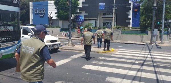 Inicia despeje de cuidacoches y limpiavidrios en Asunción