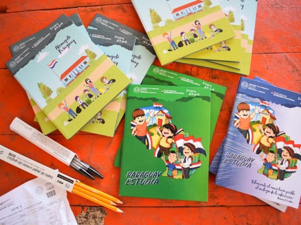 Kits escolares llegaron incompletos en Villarrica