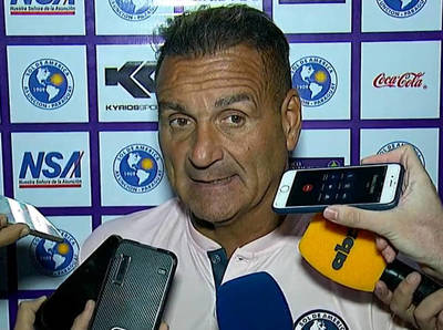 Luis Islas: “Una jugada confusa nos deja fuera del partido”