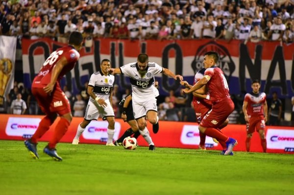 Olimpia vuelve a dejar puntos de local - Informate Paraguay