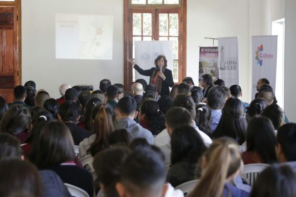 Con panel de debate conmemorarán el día de la Mujer Paraguaya » Ñanduti