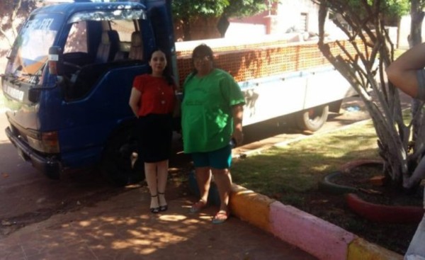 Fiscalía dona materiales de construcción para hogar Las Tías