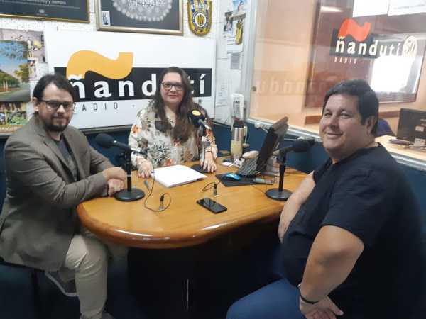 Redes sociales: ¿Soluciones o problemas? » Ñanduti