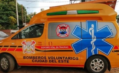 Bomberos Voluntarios de CDE ya disponen de nueva ambulancia