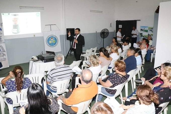 HOY / Adolfo Rodríguez de Alianza Estratégica, durante la charla sobre la "Simplificación y Modernización del Sistema Tributario"