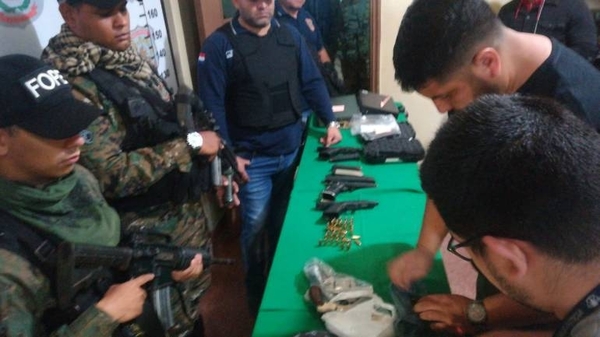 HOY / Allanamientos en simultáneo en PCJ por agentes fiscales y la policía nacional