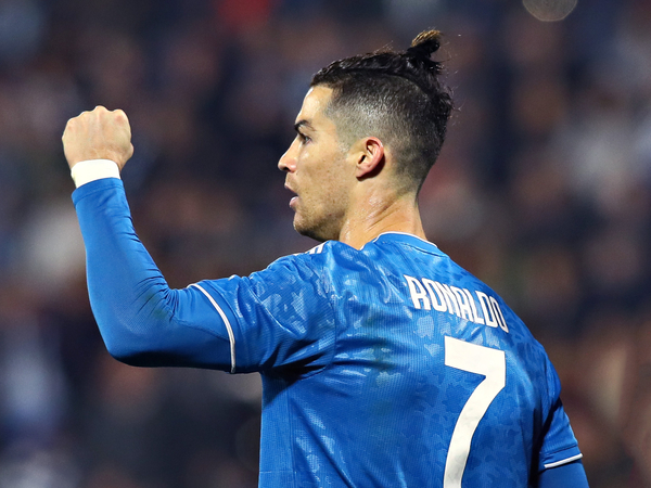 Juventus gana en jornada histórica para CR7