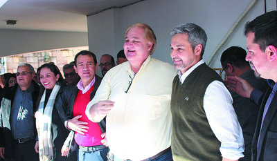 Abdo cada vez más solo - Informate Paraguay
