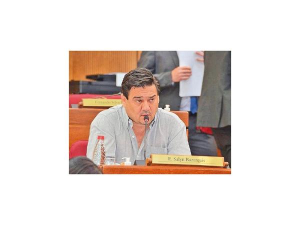 Buzarquis niega ser tesorero del PLRA y pide auditorías